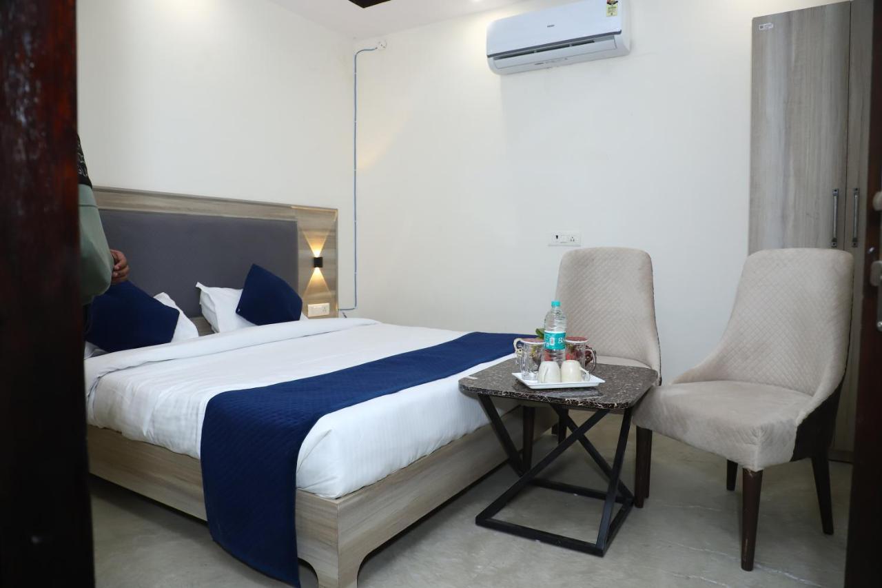 Lyf Corporate Suites - Noida Sector 19 외부 사진