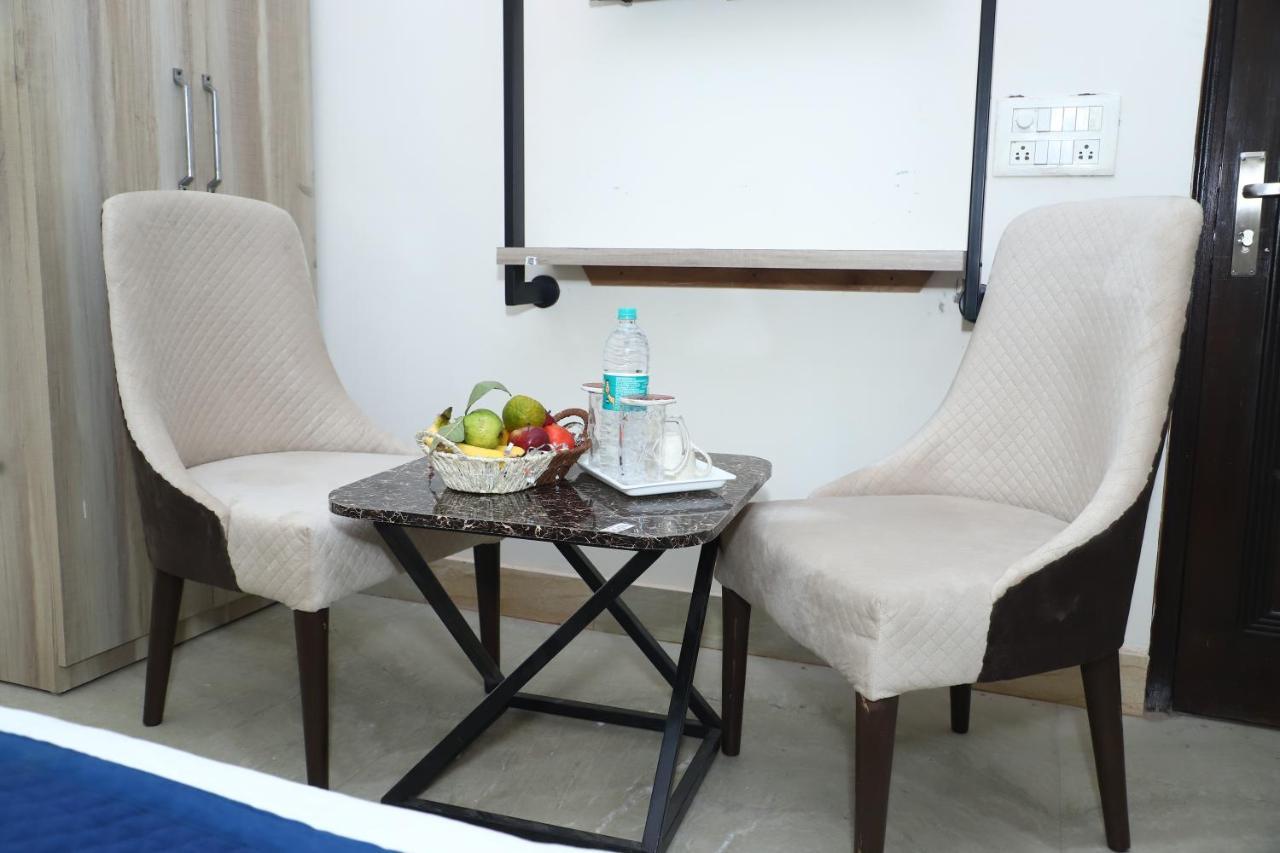 Lyf Corporate Suites - Noida Sector 19 외부 사진