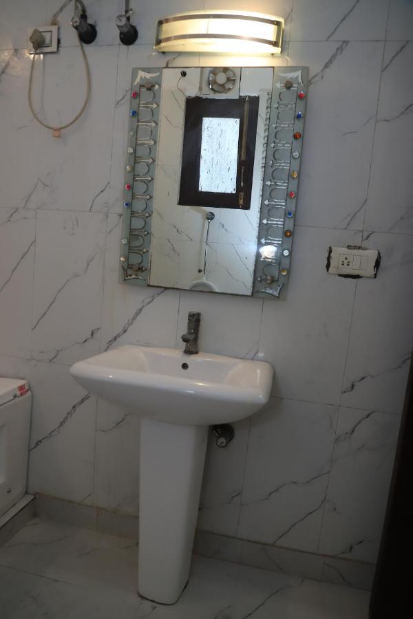 Lyf Corporate Suites - Noida Sector 19 외부 사진